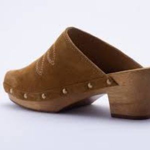 New Bird of Flight Suede Clogs -- size 7